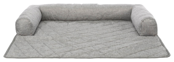 Nero Soffbädd i vävt quiltat tyg av polyester med stoppade arm- och ryggstöd i polyesterfleece. Skyddar inredning från smuts och hår, och klädseln är avtagbar för enkel rengöring.