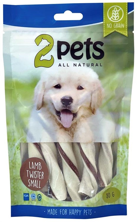 2Pets Tuggtwister med lamm – smakrikt tuggben av vriden råhud och lamm, perfekt för hundar som älskar att tugga och få arbeta lite extra för sin belöning.