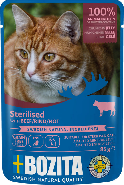 Steriliserad med Nöt i Gelé är ett komplett foder för steriliserade vuxna katter med L-karnitin, cellulosafibrer, FOS och nöt för hälsa, matsmältning och smaklighet.