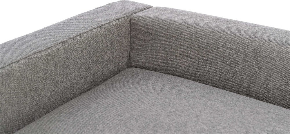Soffa CityStyle – HOME Edition med vävt tyg och polyesterklädsel, fylld med skumflingor och polyesterfleece i liggytan. Skumgummifyllning i kanten, avtagbart överdrag, och halkfri botten för ökad stabilitet.


