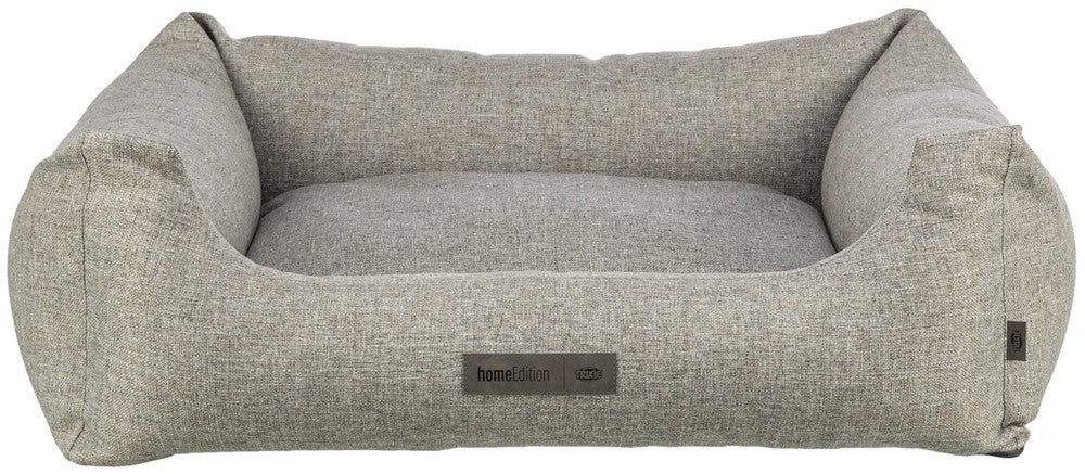 HOME Edition sittdyna med finvävt material, silikonfyllning och polyesterklädsel. Halkfri botten, fast dyna och avtagbart överdrag. Tillverkad inom EU för hög kvalitet.